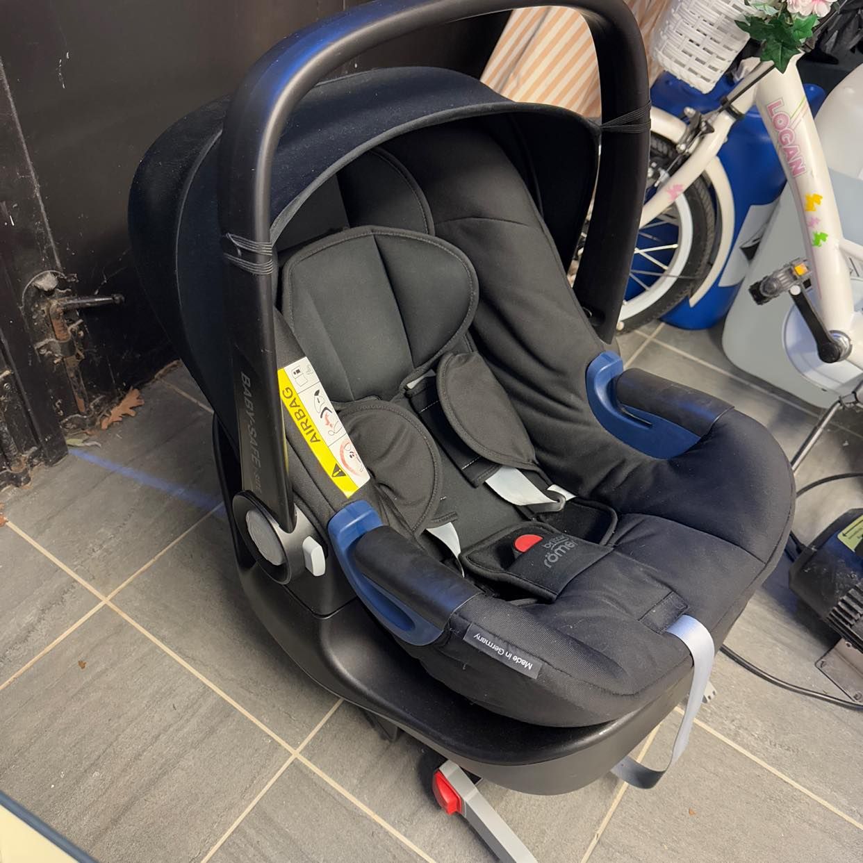 image of Britax römer babyskydd - Bromma