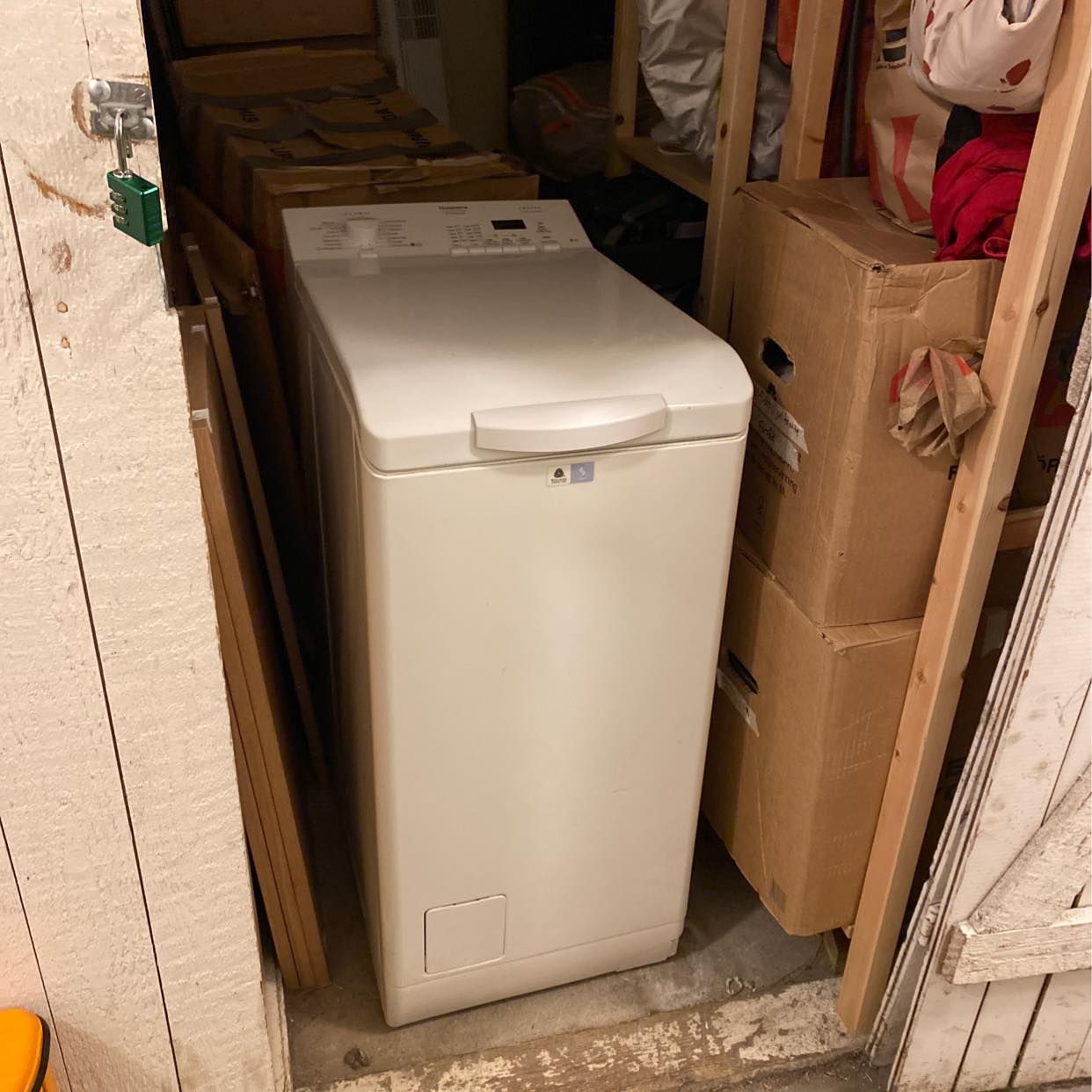 image of Move small washingmachine - 