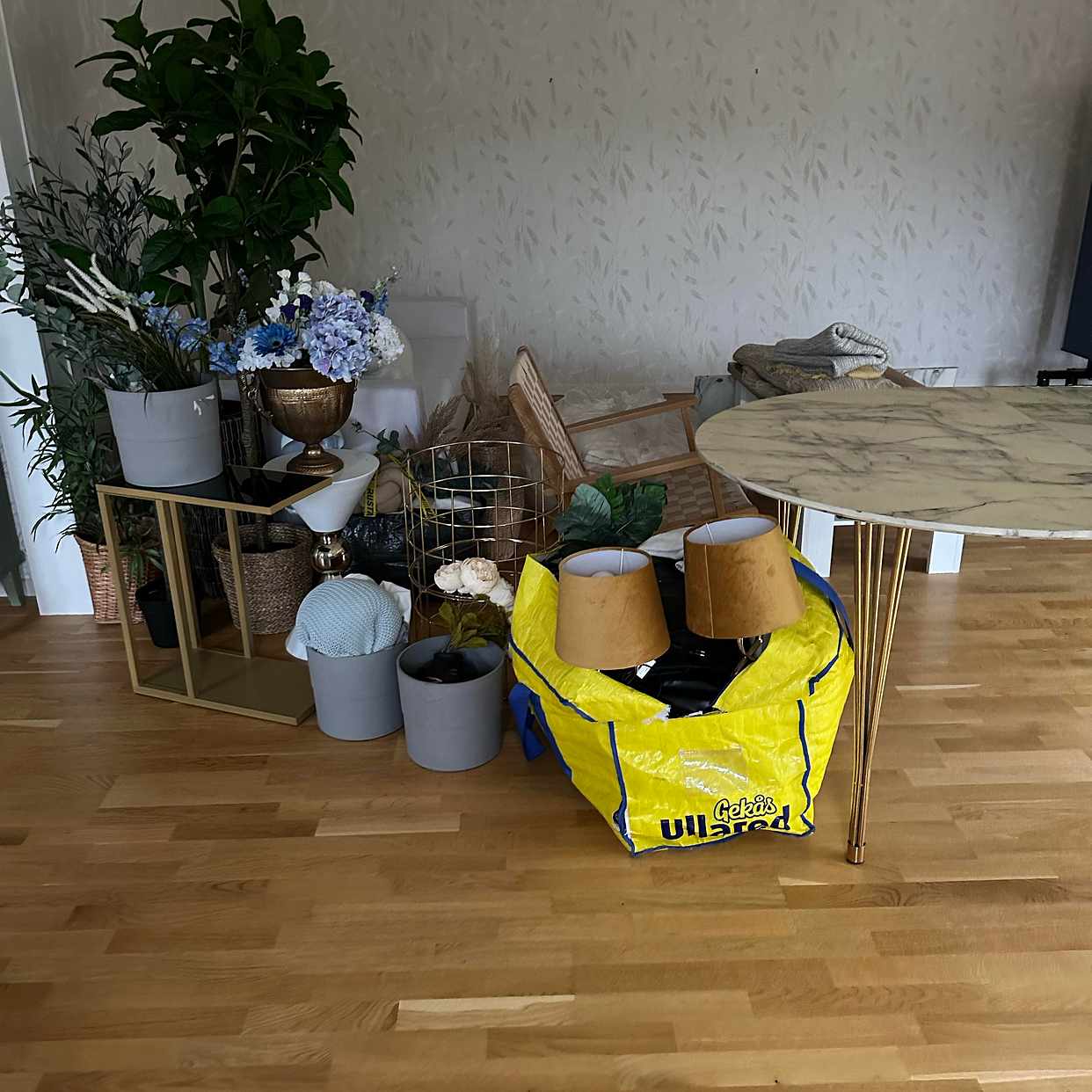 image of Flytta styling  möbler - 