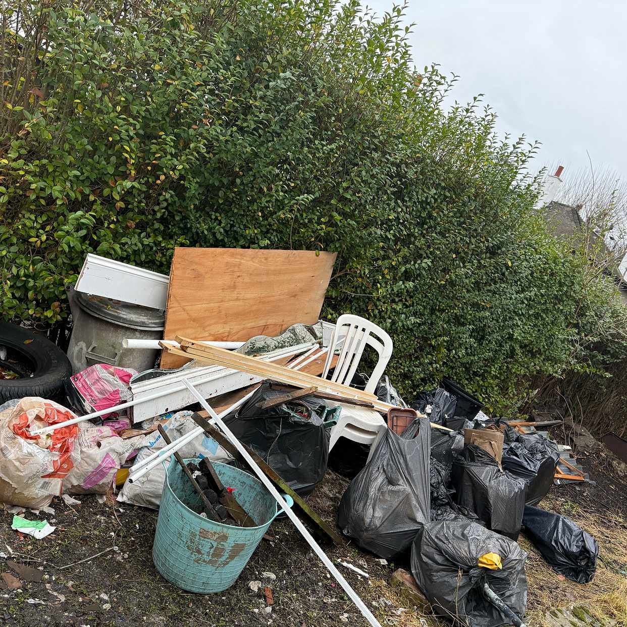 image of Shed, bags, white good - London