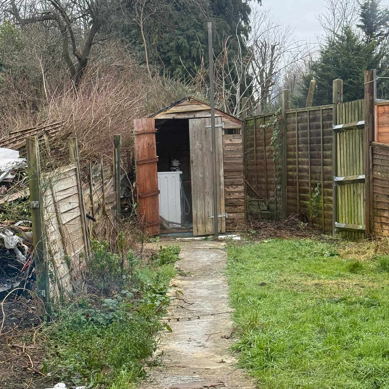 image of Shed, bags, white good - London