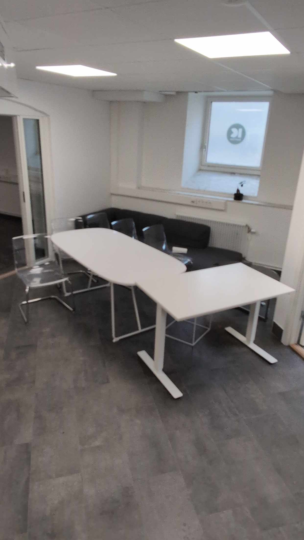 image of Various office furniture - Göteborg