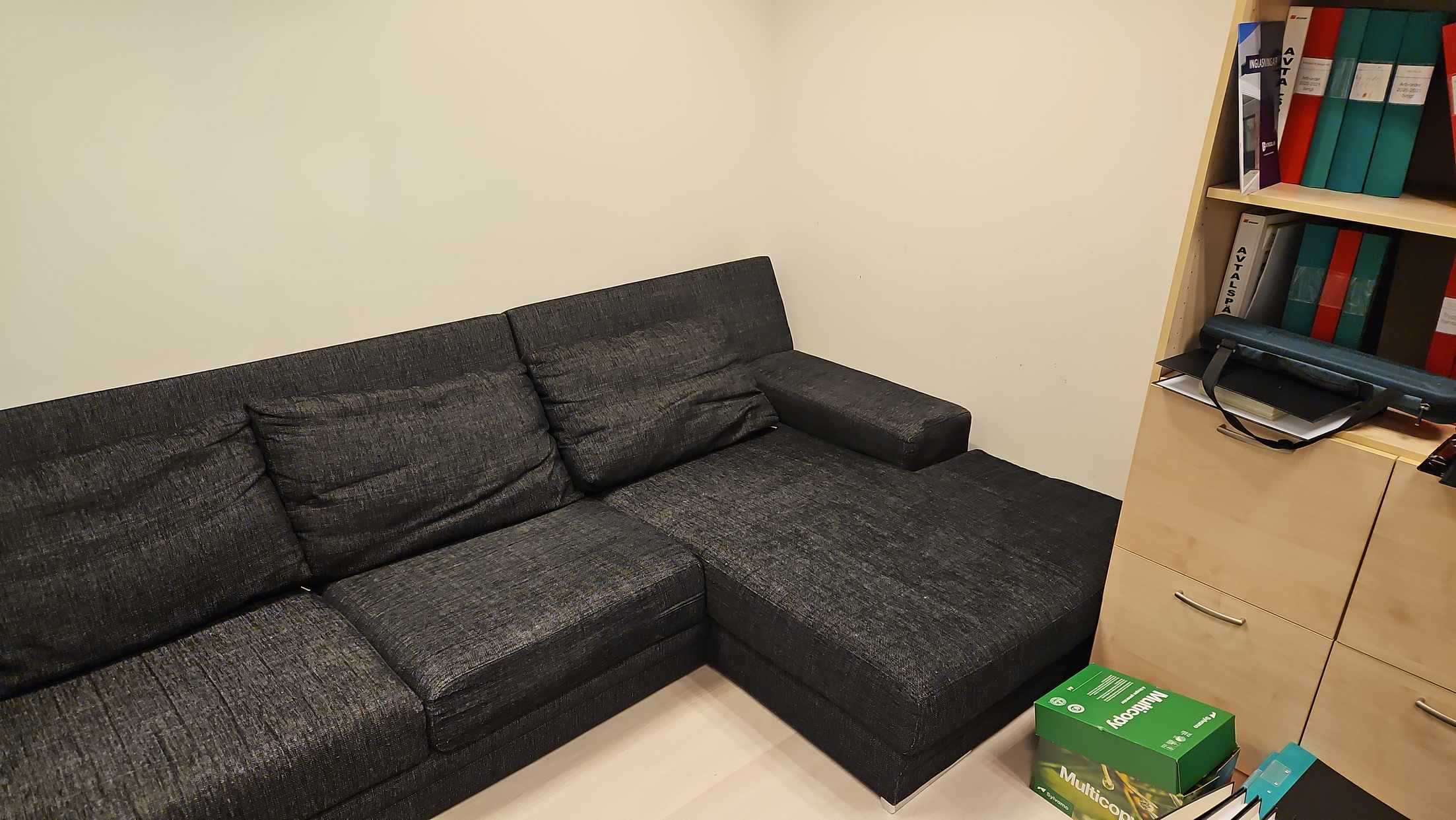 image of Sofa bortskäbkes - Farsta