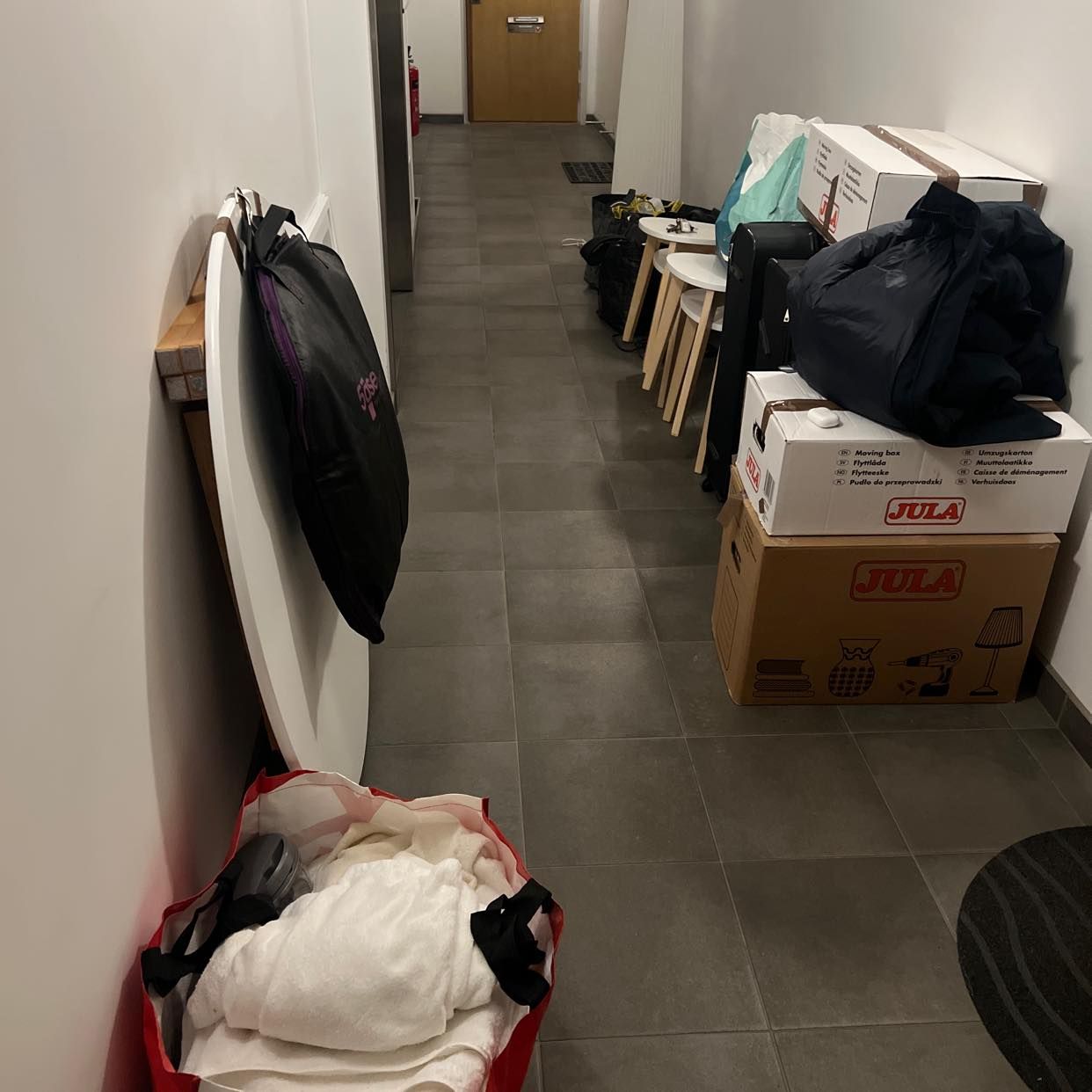 image of Move out - 