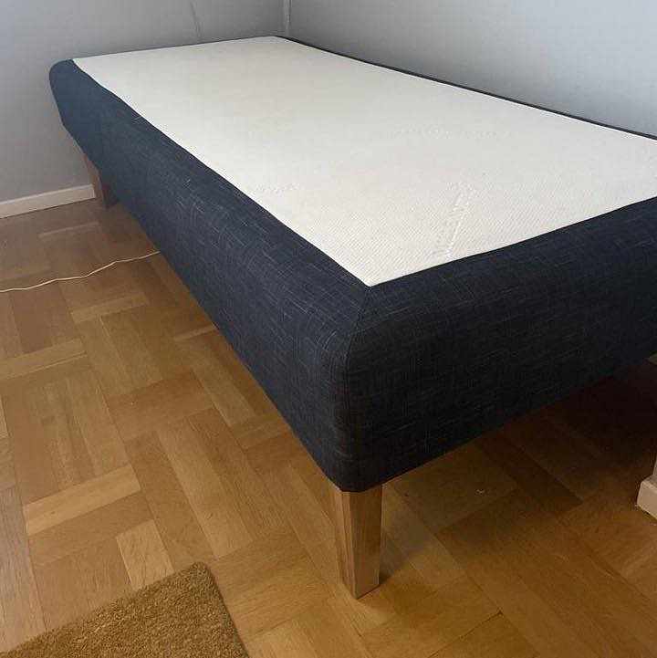 image of Säng 90x200 - 
