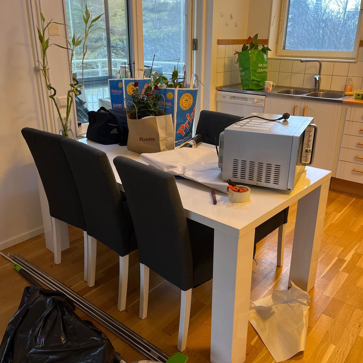 image of Stor dubbelsäng tv,tvbänk - 