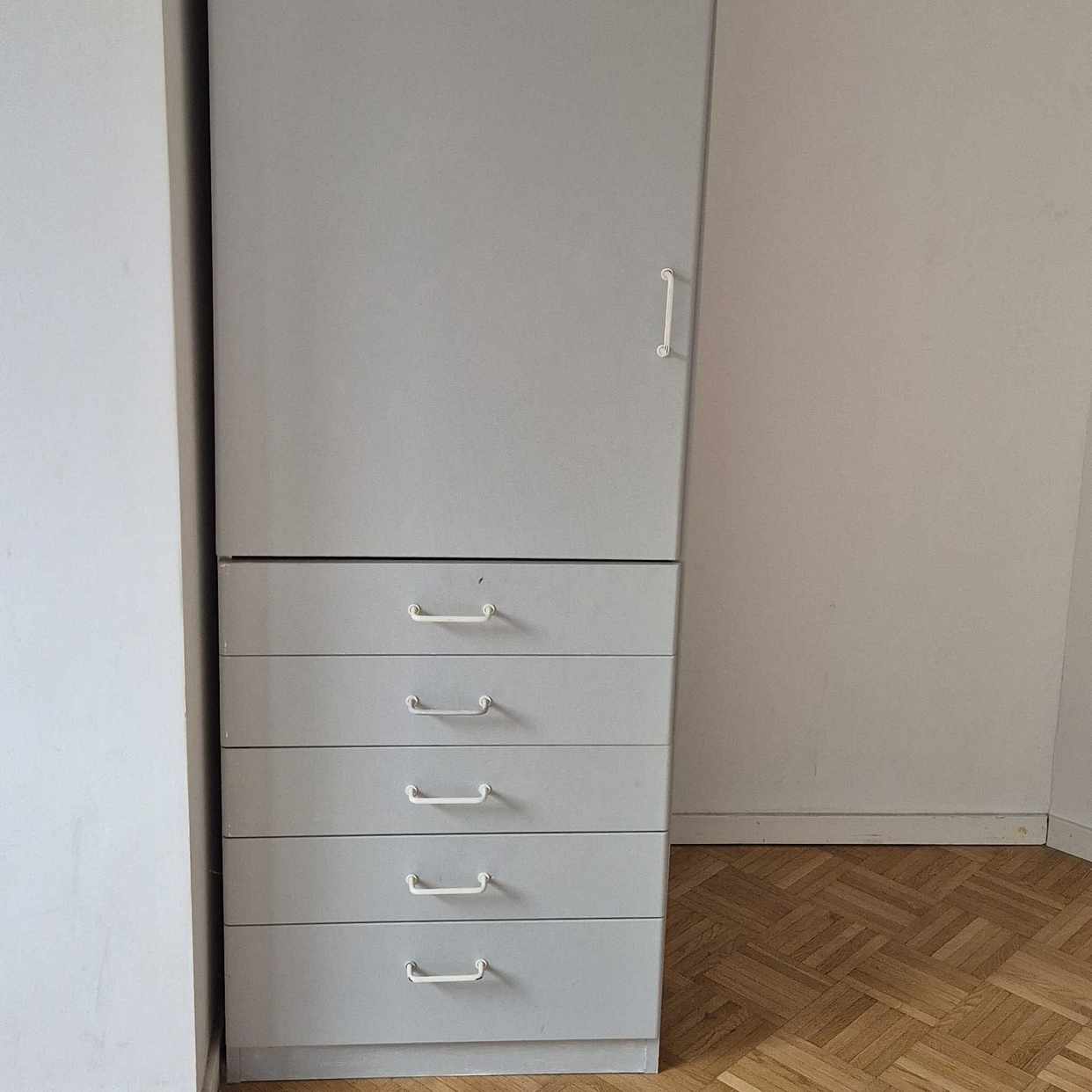 image of 6at garderober - Landvetter