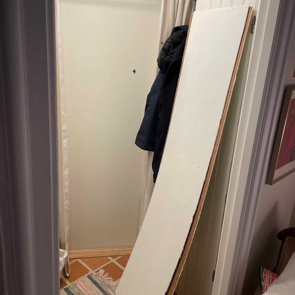 image of Två tunna masonitskivor - Stockholm