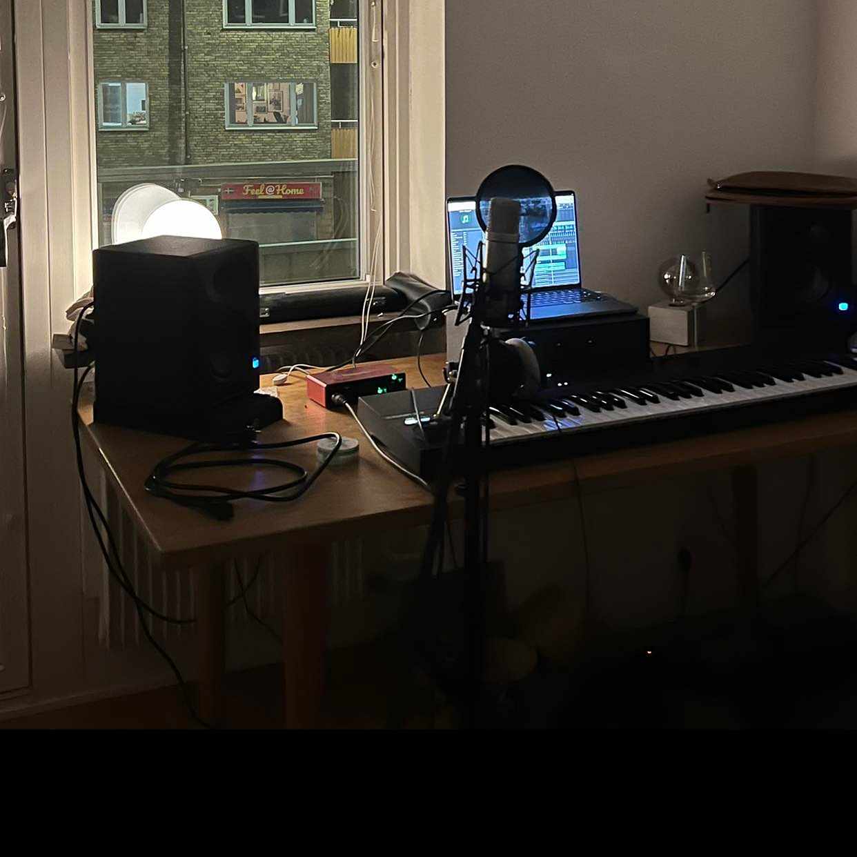 image of ett bord utan ben - 