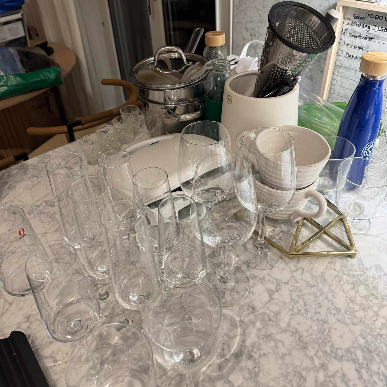 image of Things worth around 5000 - Östermalm