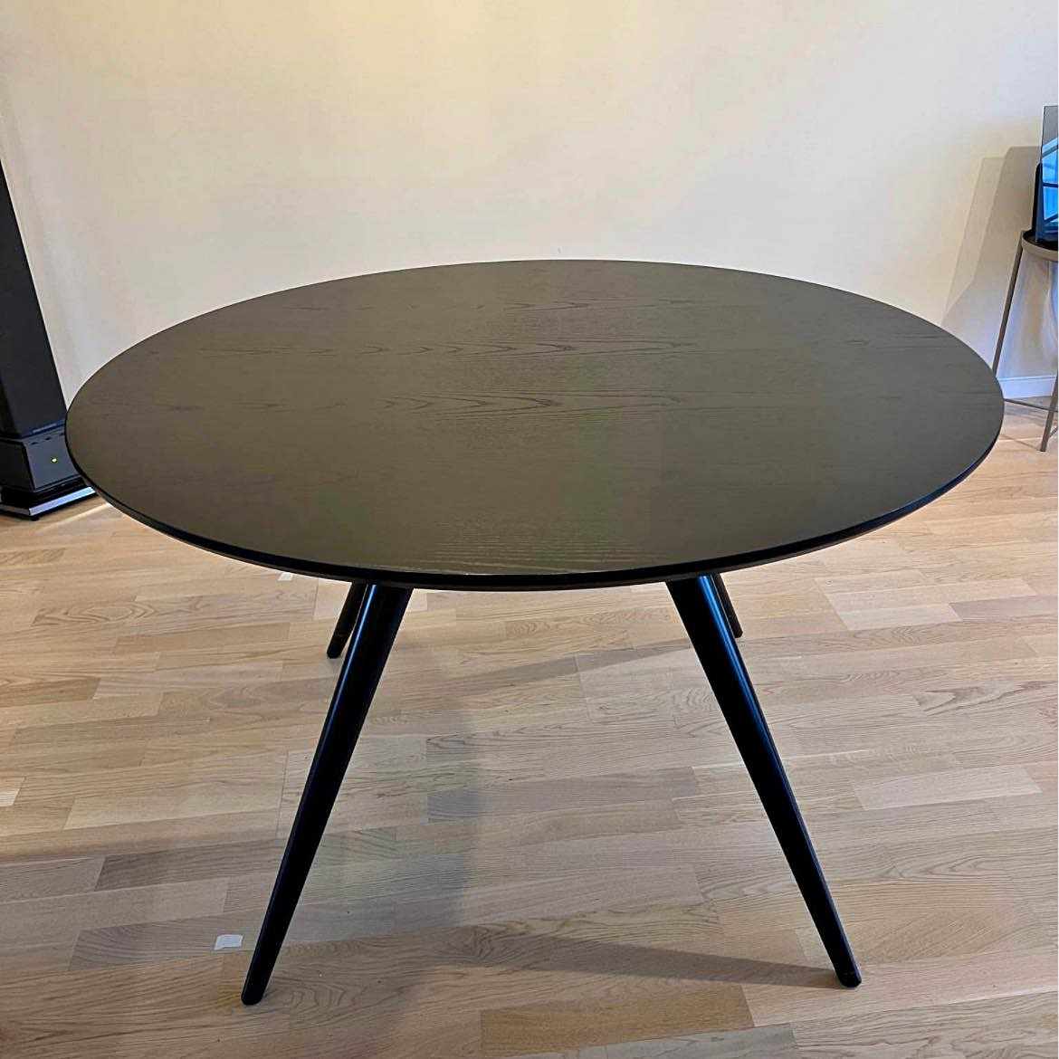 image of Hämta ett bord i Hököping - 