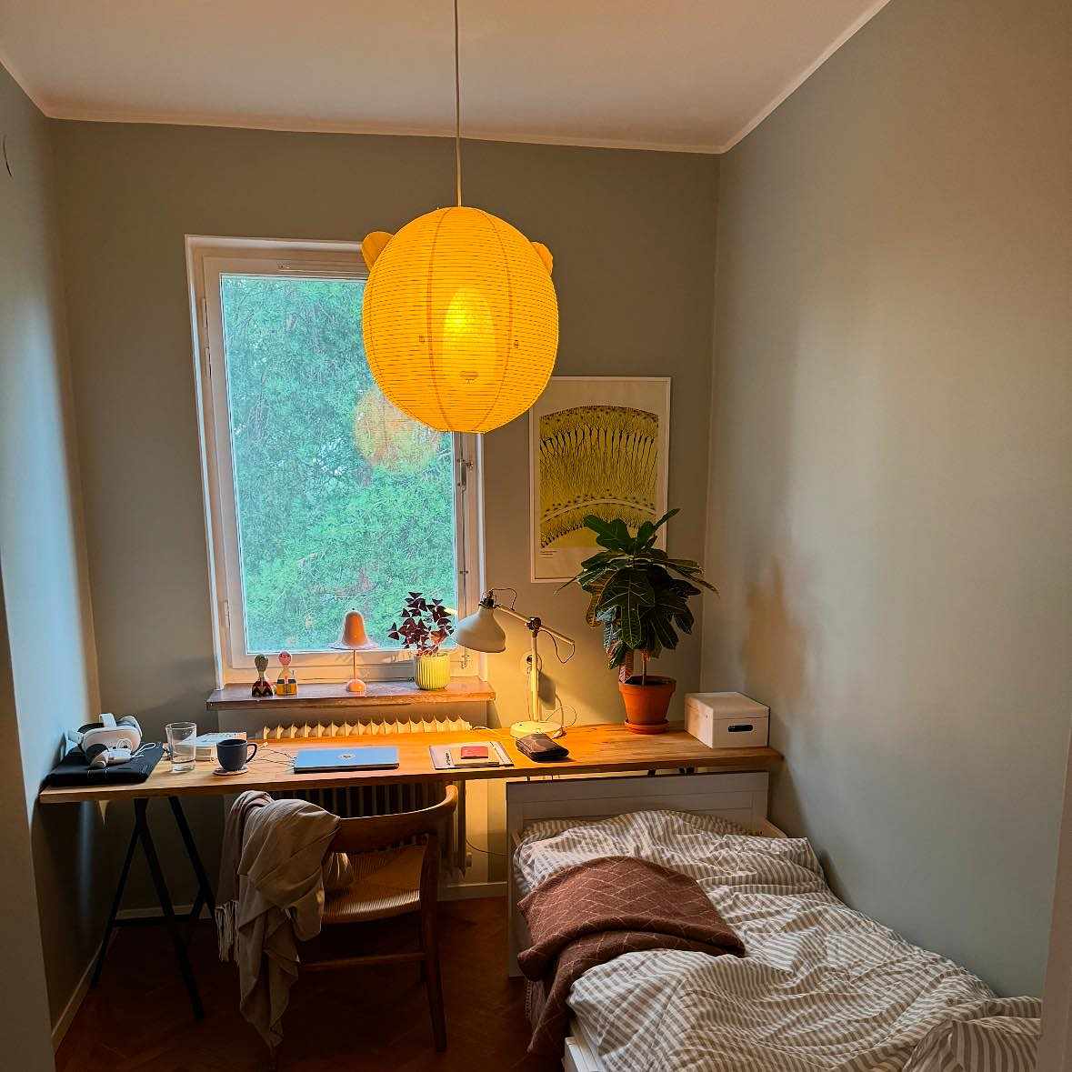 image of Move a desk - 