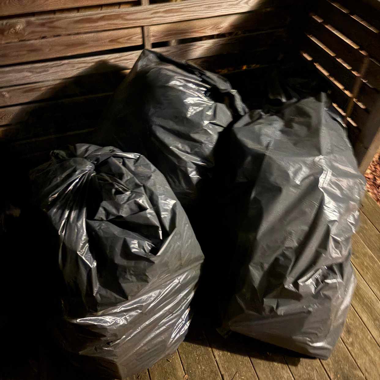 image of 5 trashbags - Huddinge