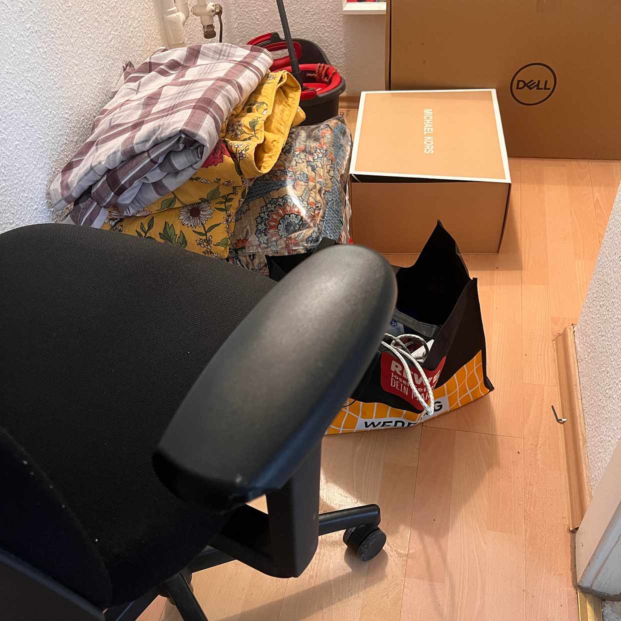image of Boxes, chair, appliances - 