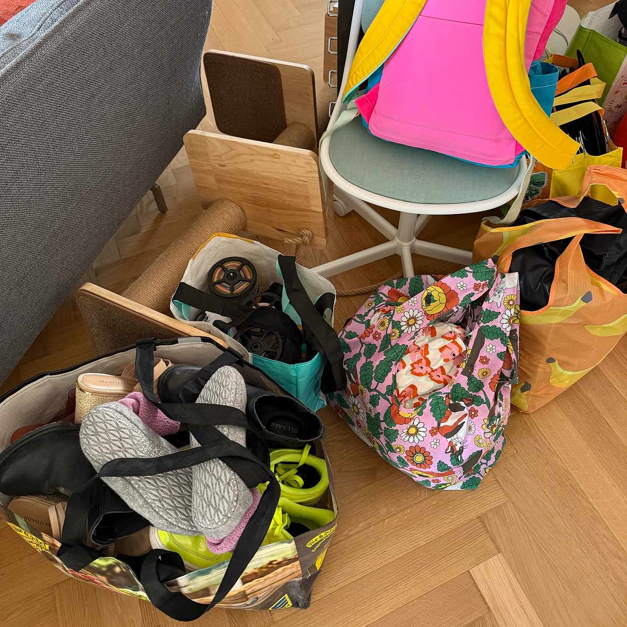 image of Moving furniture&clothes - 