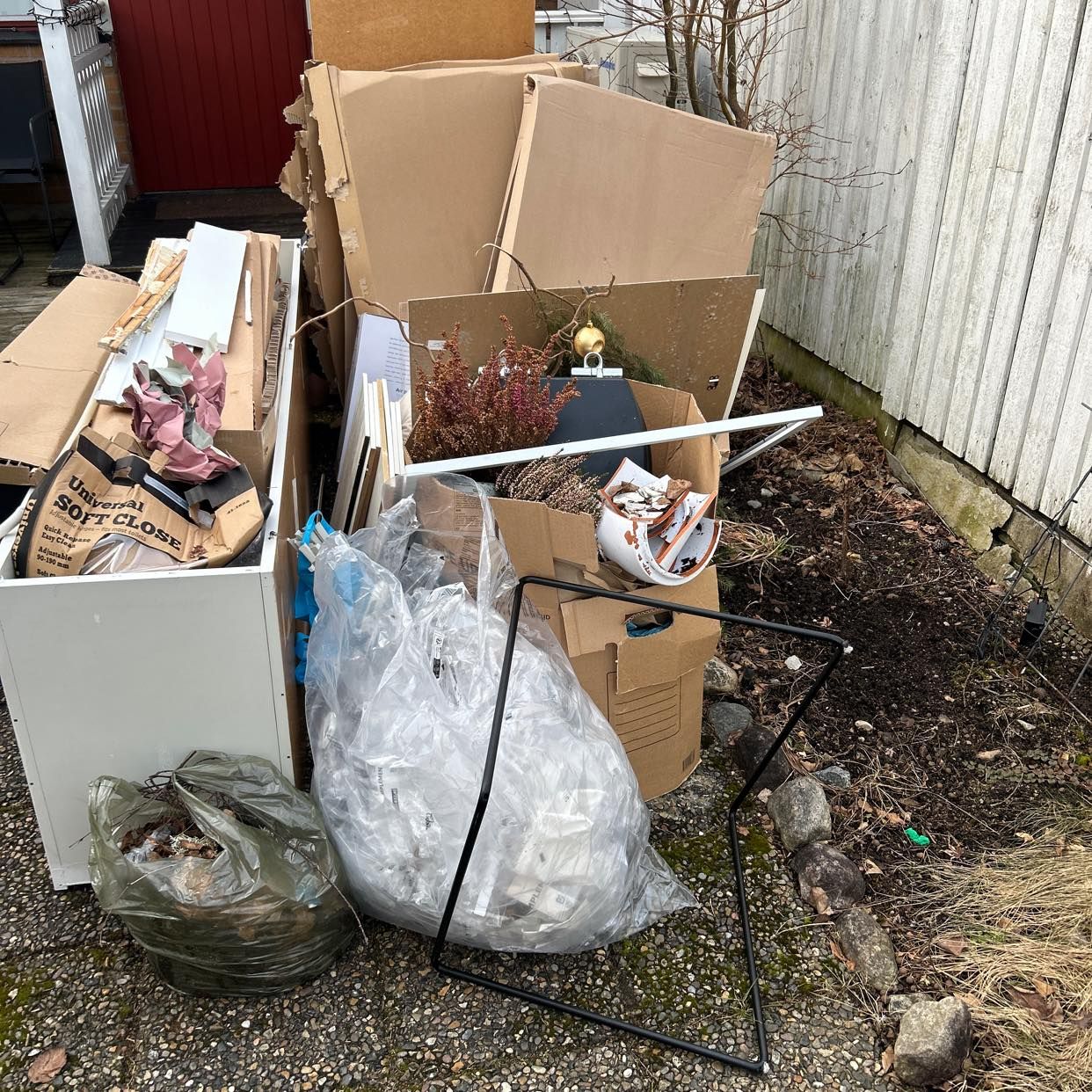 image of Hämta och slänga skräp - Alingsås