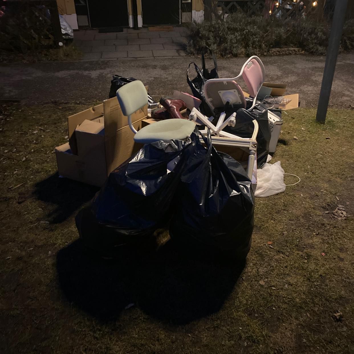 image of Bortforsling av återviin - Enskededalen