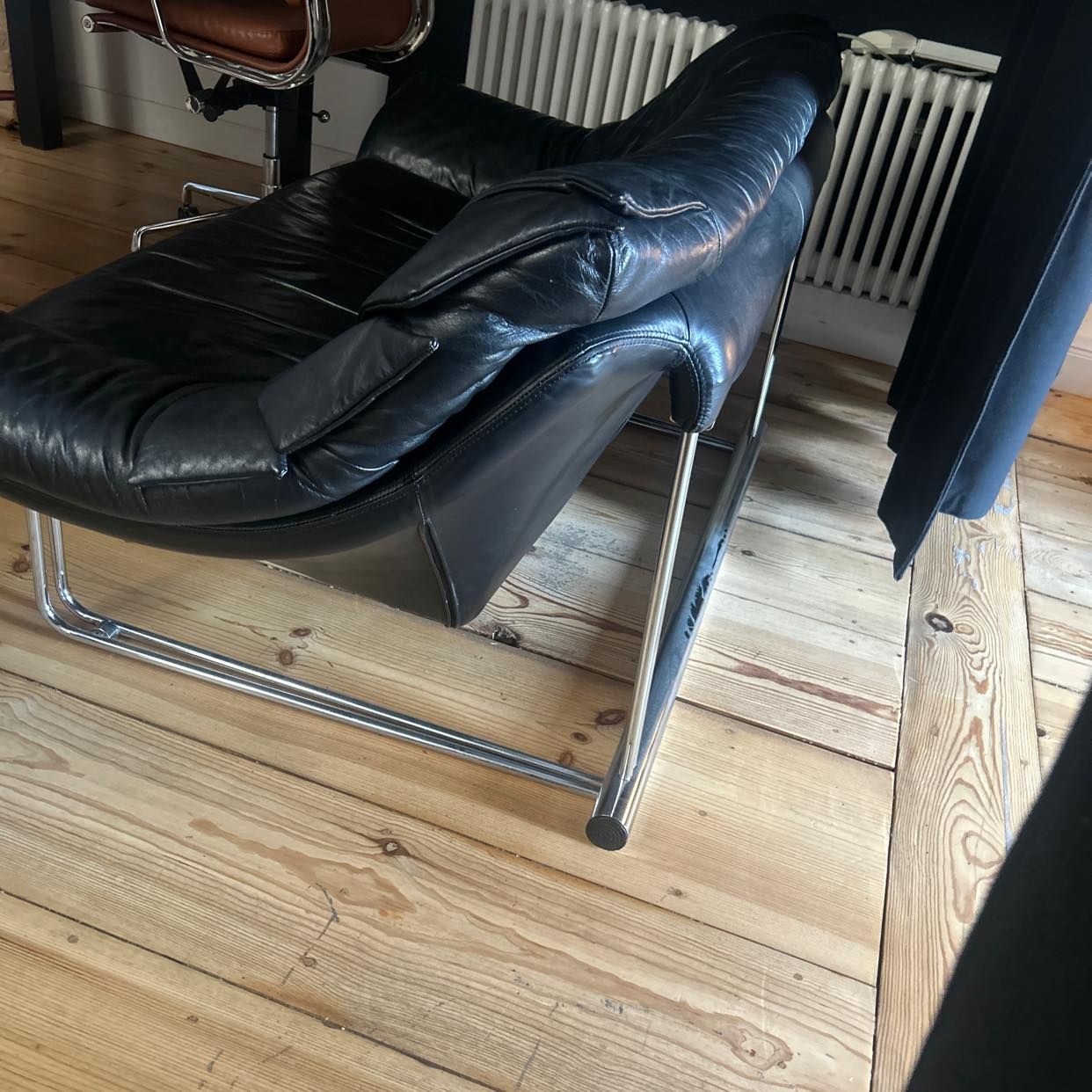 image of Move small couch - 