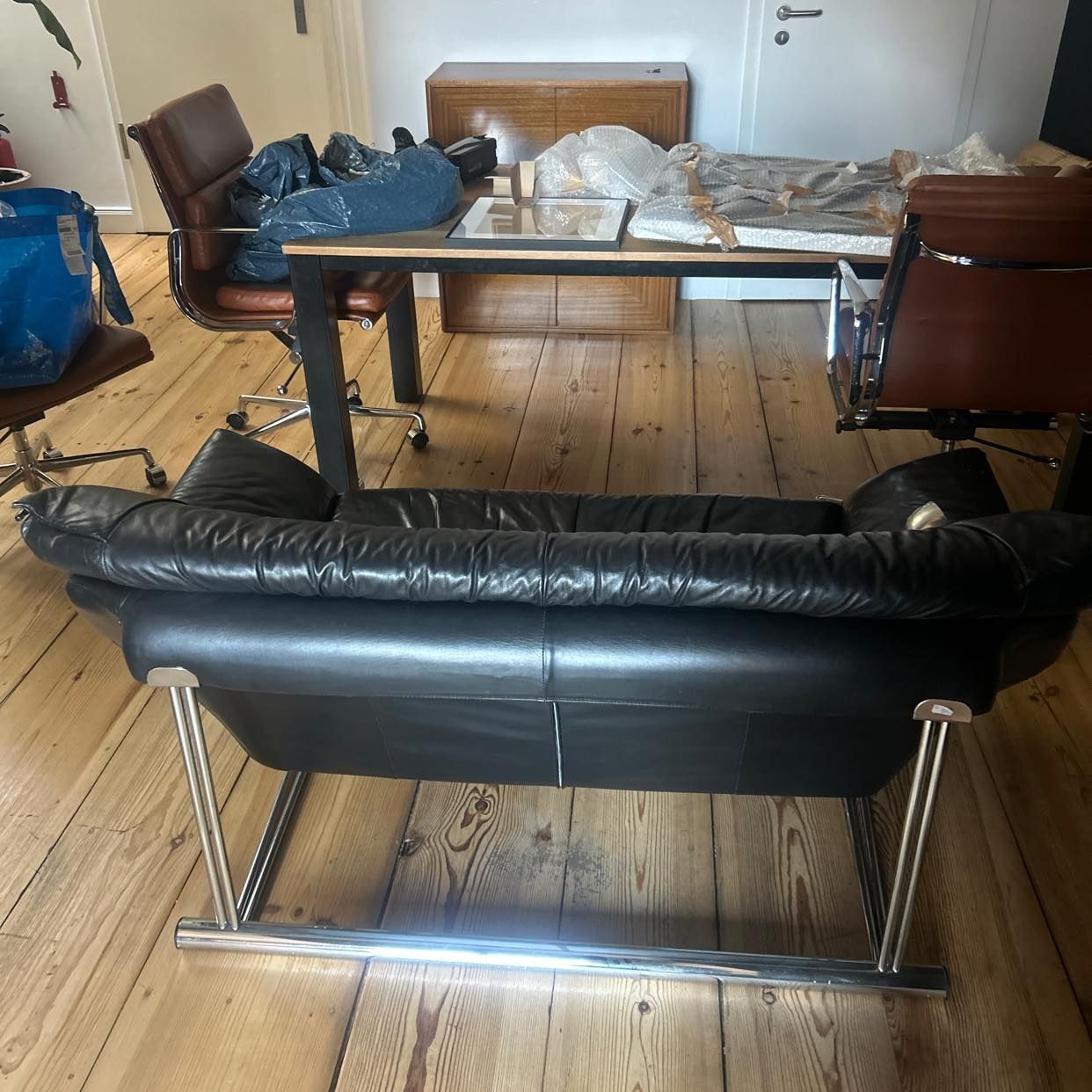 image of Move small couch - 
