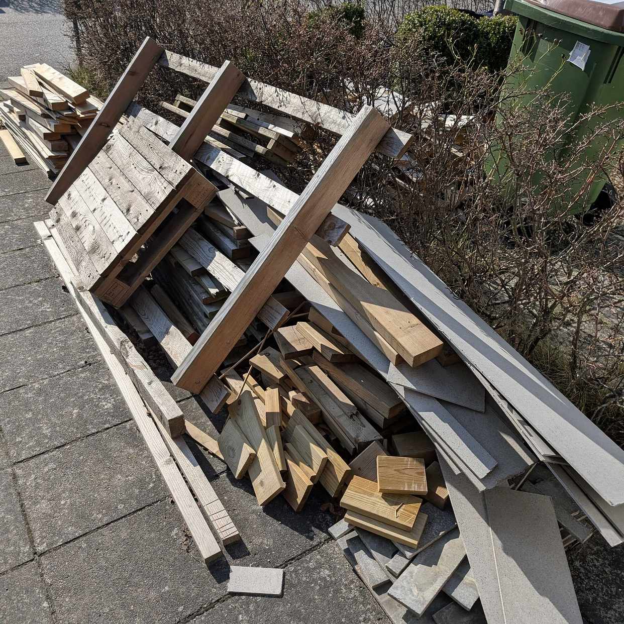 image of Trä och impregnerat - Åkarp