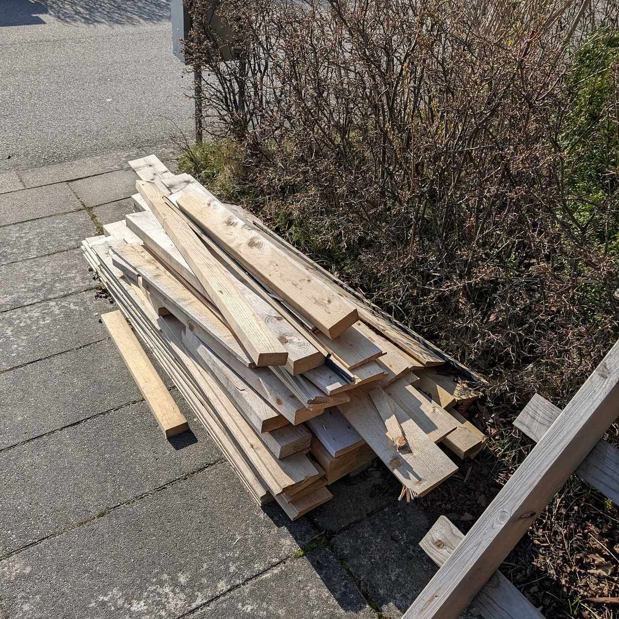 image of Trä och impregnerat - Åkarp