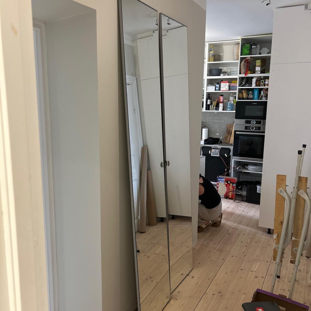 image of Card board & closet doors - Stockholm