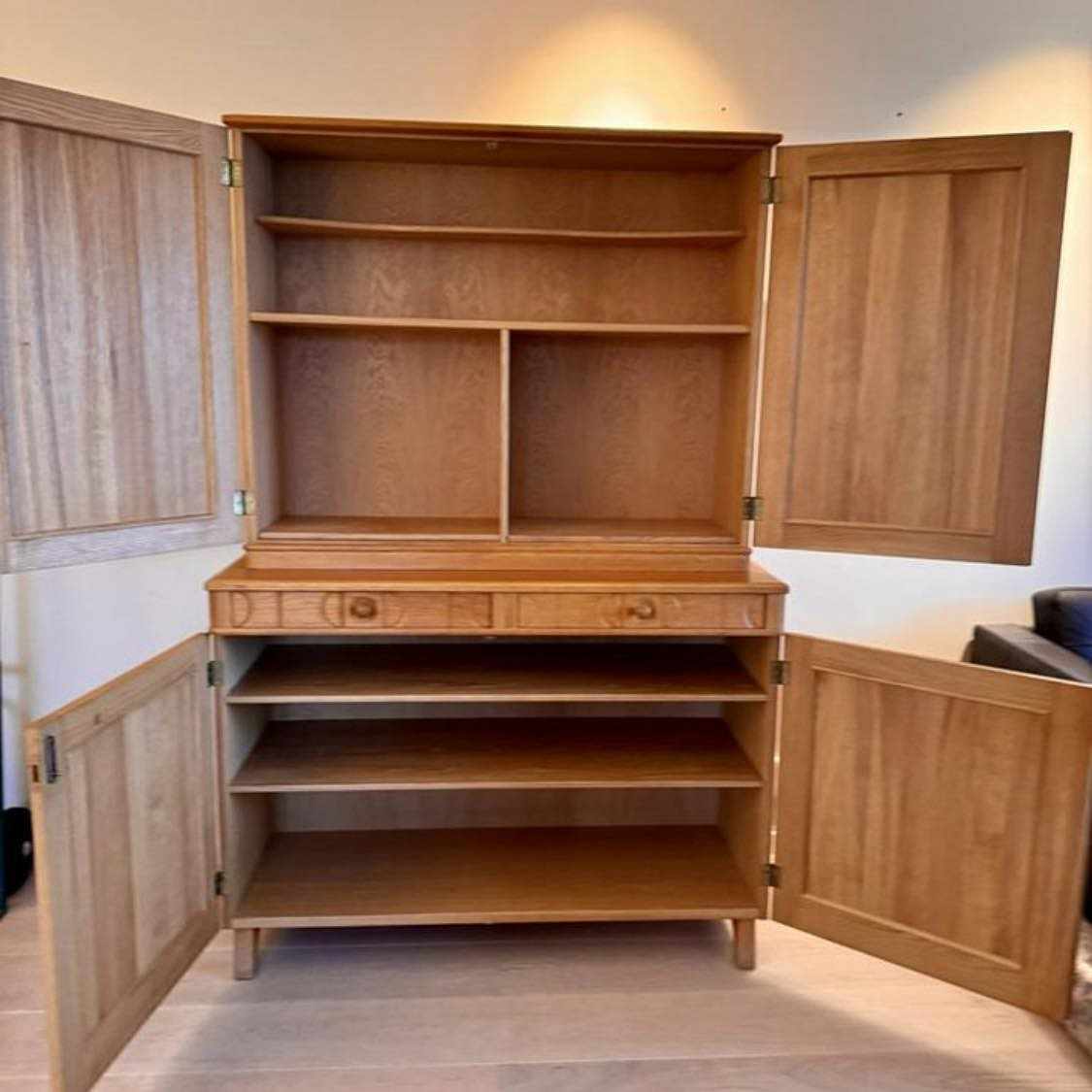 image of Big cupboard - 