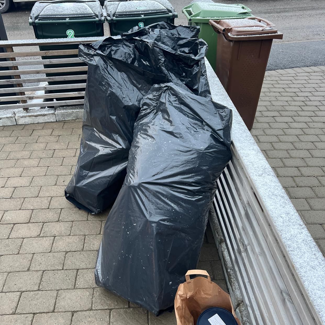 image of Papper, kartonger, färg - Huddinge