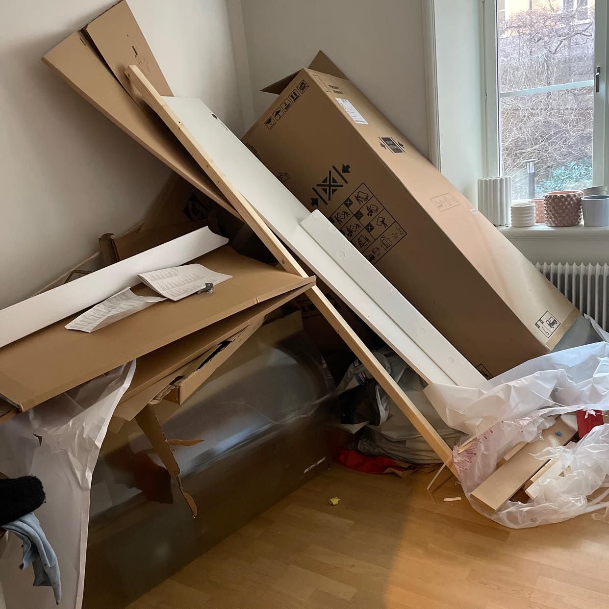 image of Kartonger, plats och lite - Stockholm