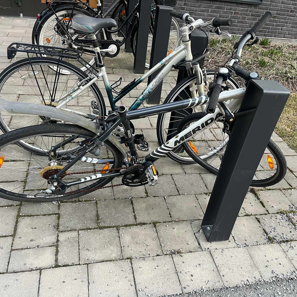 image of Fastlåst cykel - Täby