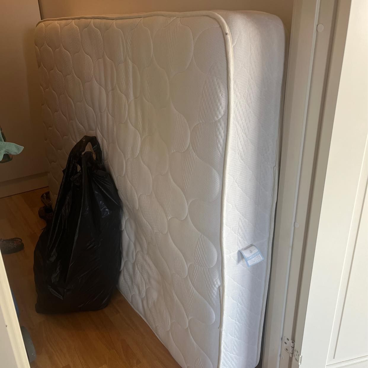 image of Mattress / clothes remove - Malmö