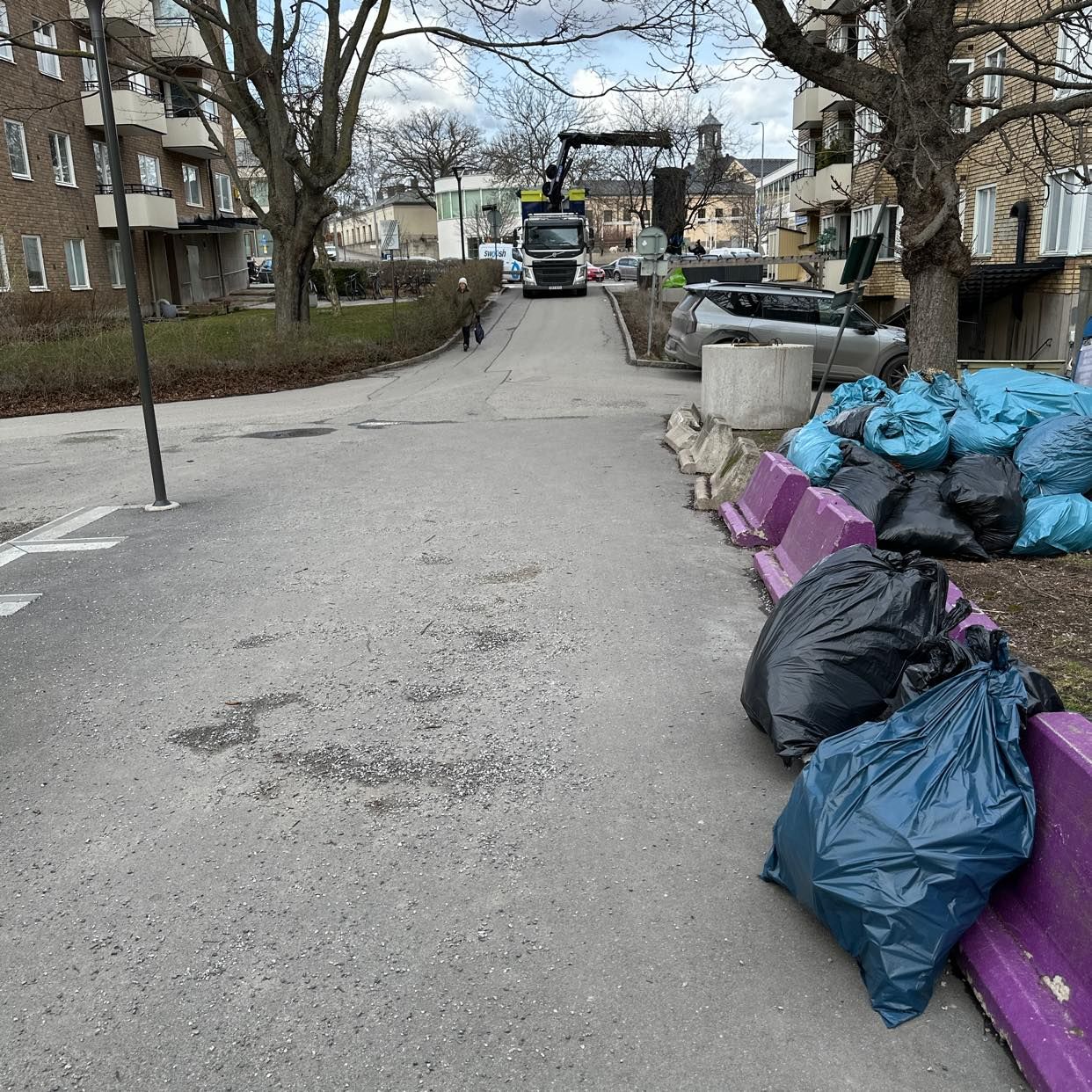 image of Plastpåsar, pappkartonger - Kungsholmen