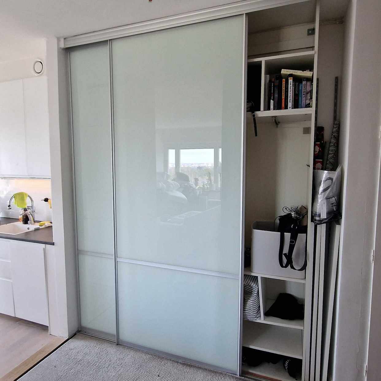 image of x2 Sliding/wardrobe doors - Johanneshov