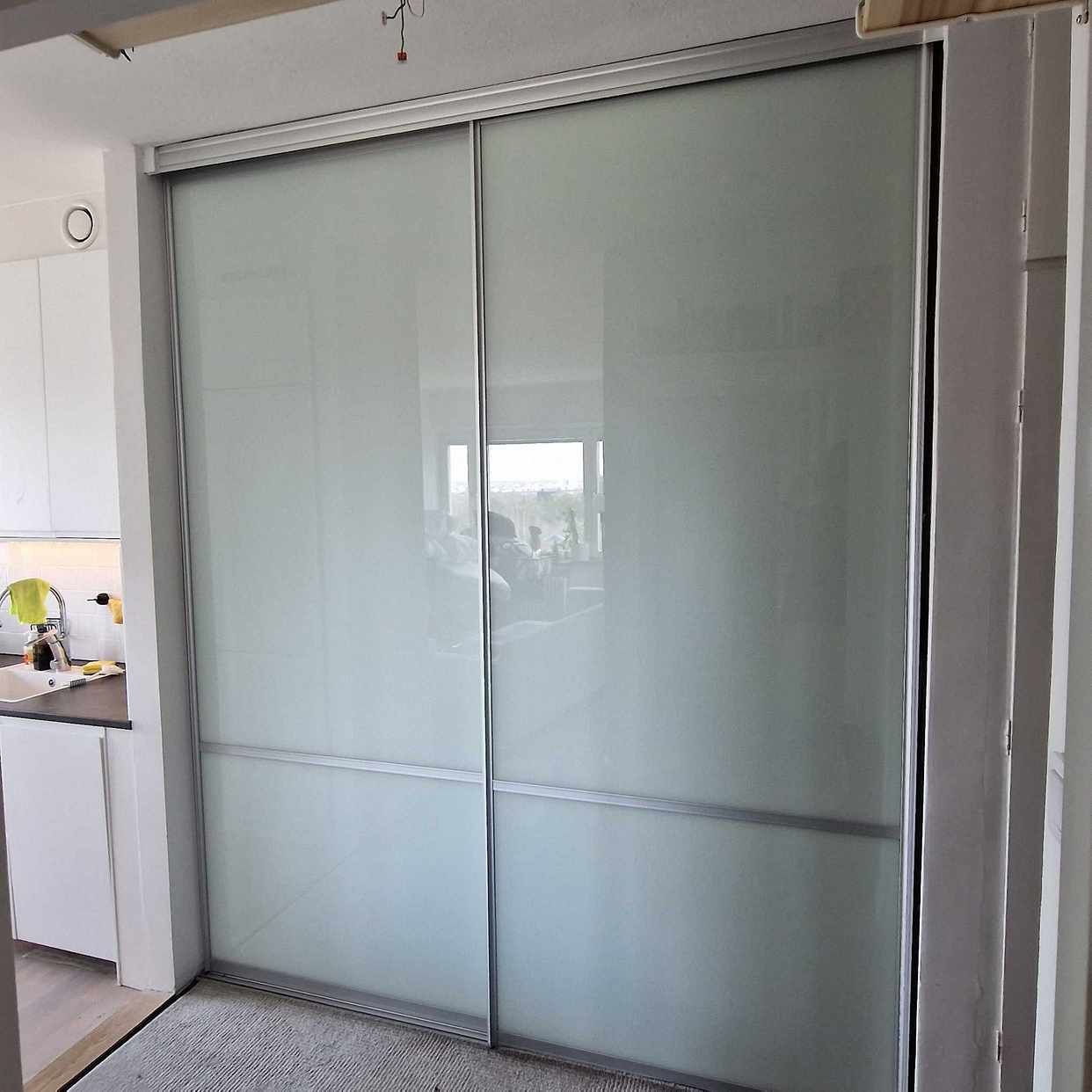 image of x2 Sliding/wardrobe doors - Johanneshov