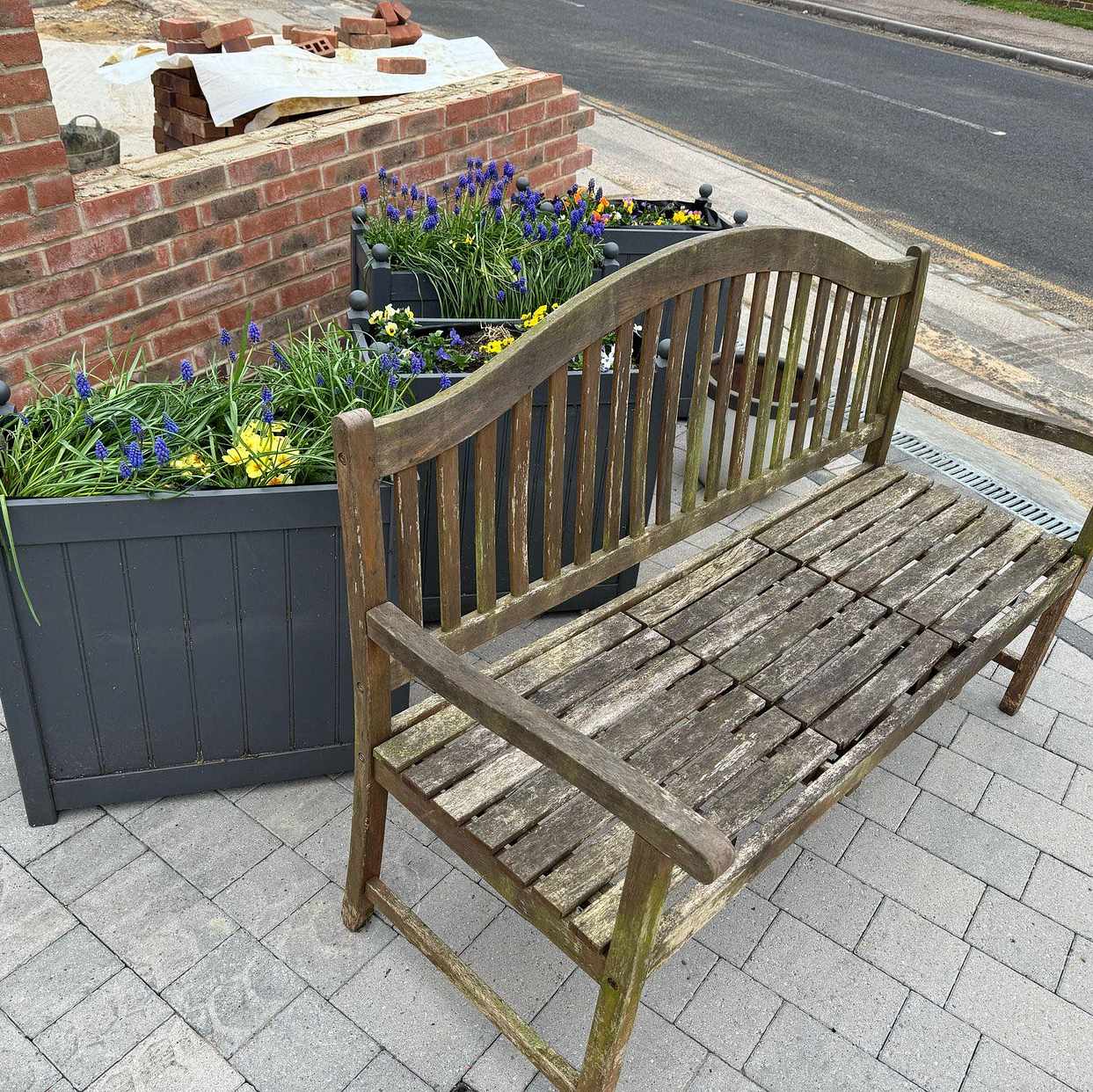 image of bench & planters - 