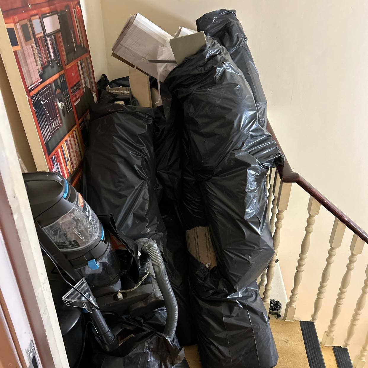 image of Rubbish carpet and floori - Kensington And Chelsea