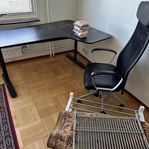 image of Bortskänkes massa möbler - Solna