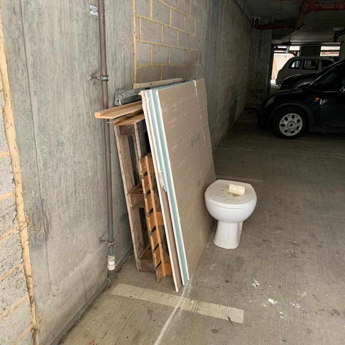 image of Pallets toilet plasterboa - London