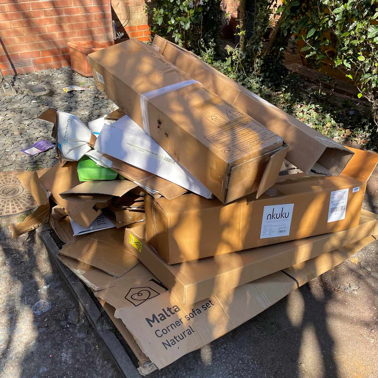 image of Cardboard boxes packaging - Crickelwood