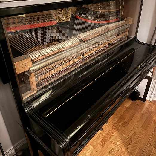 image of Piano bortskänkes - Stockholm