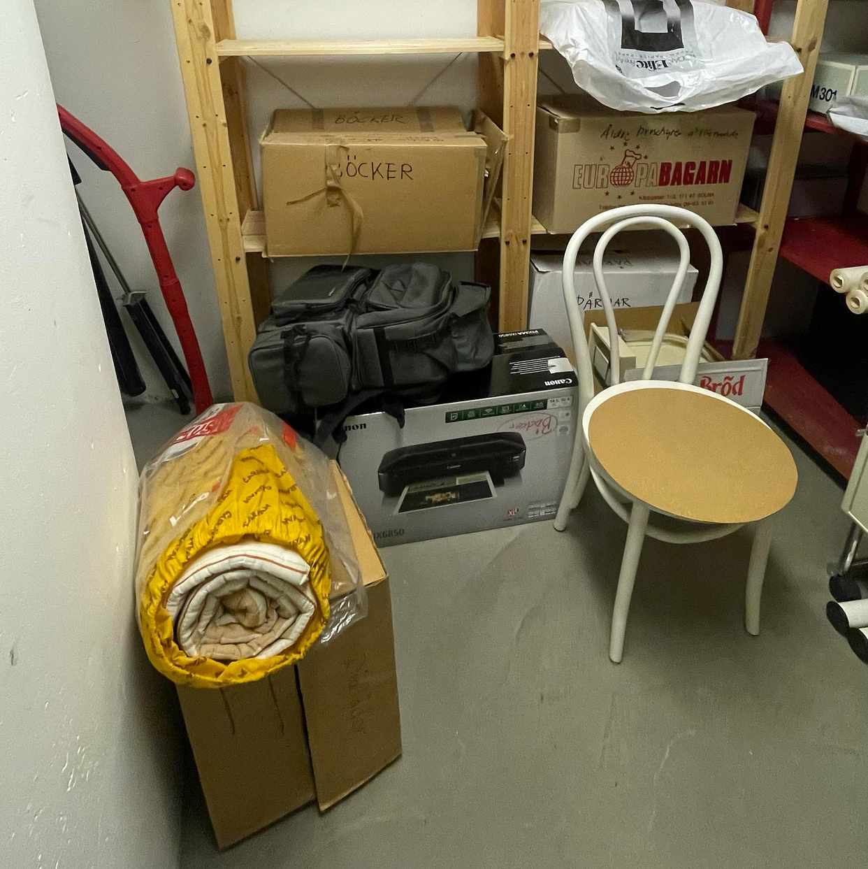 image of Removal from storage. - Stockholm