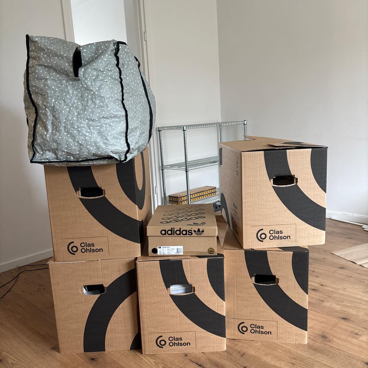 image of 5 boxes - 