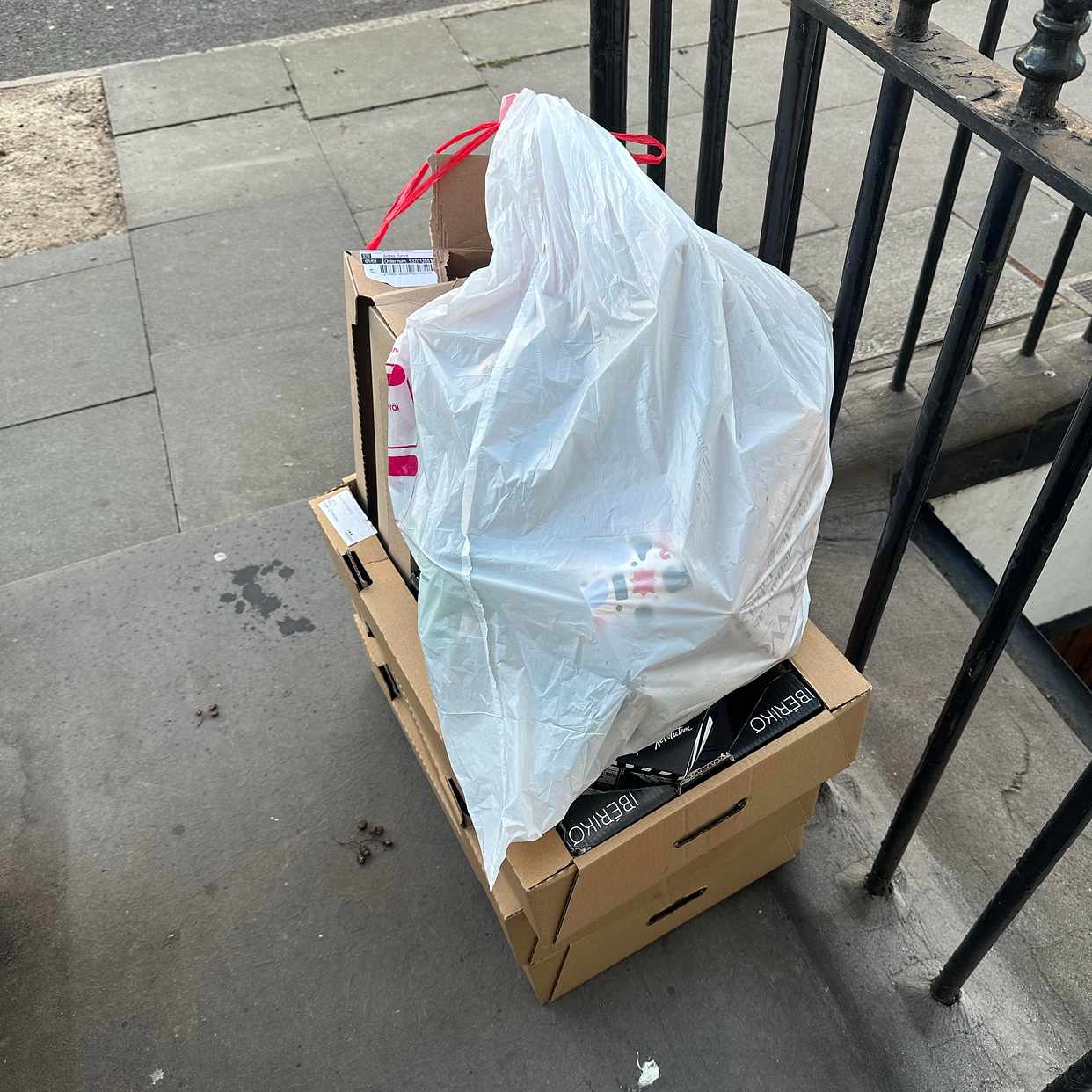 image of Remove and recycle - London