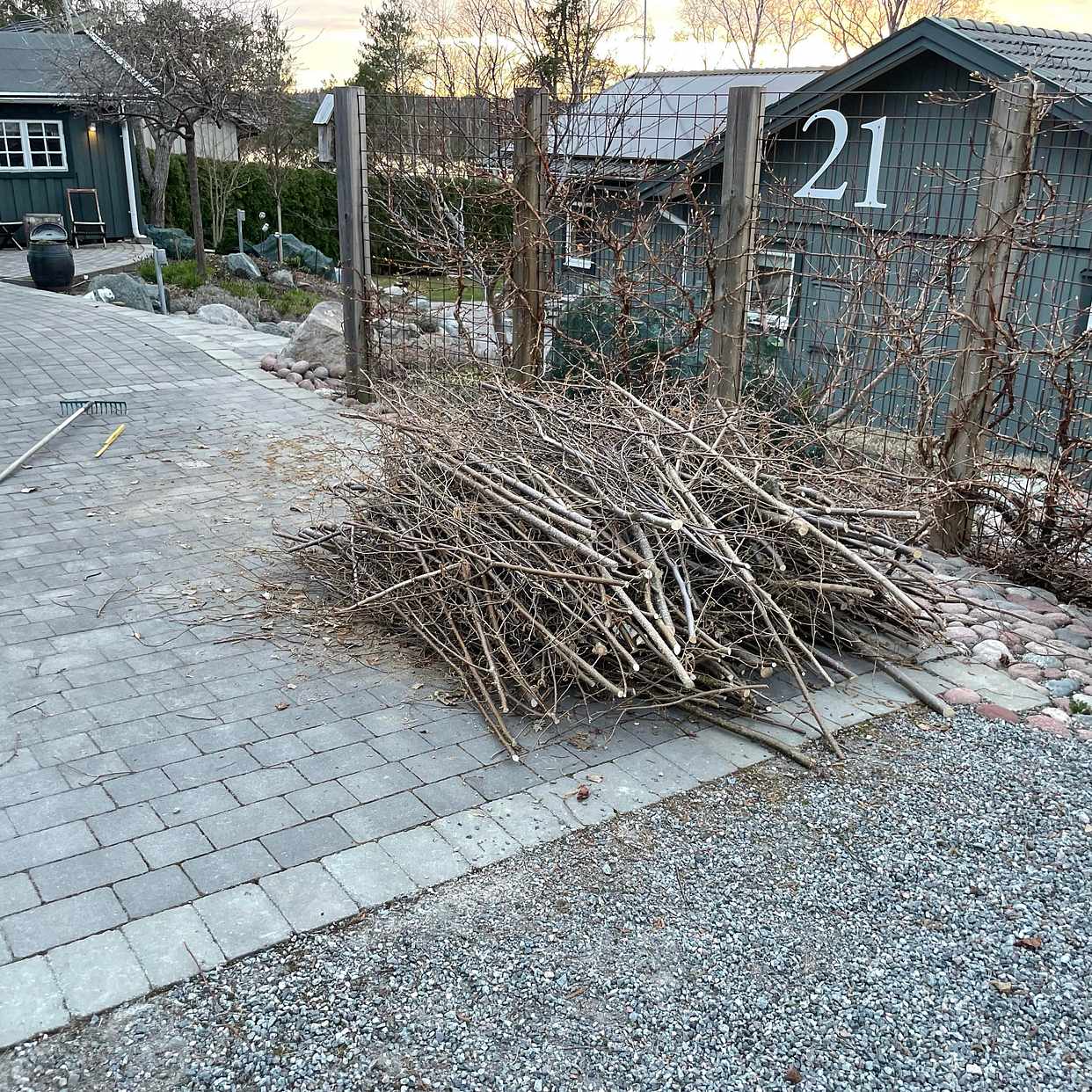 image of Ris från trädgården - Vallentuna
