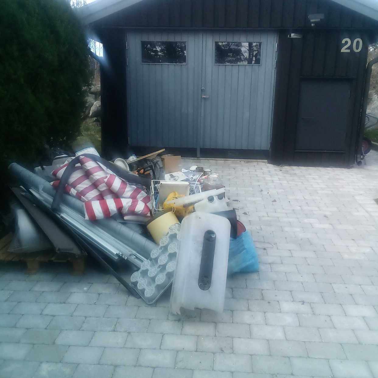 image of Hämta och slänga - Askim
