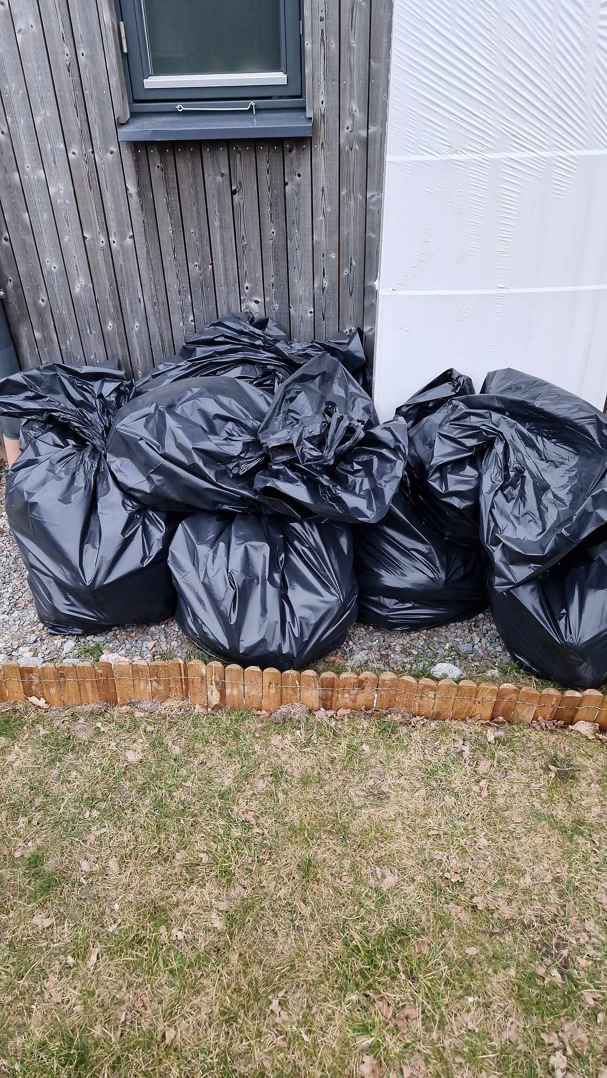 image of 11 Bags of soil/grass - Sollentuna