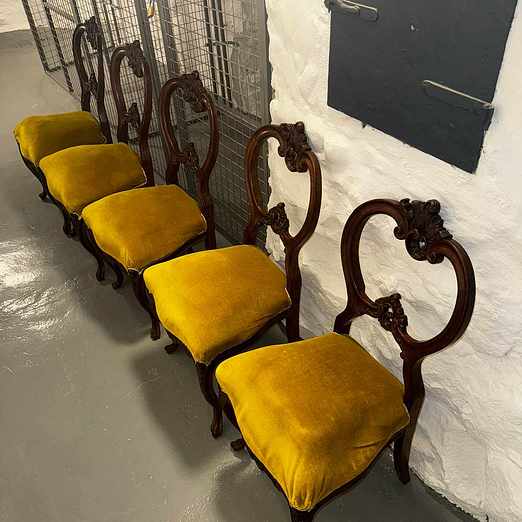 image of 5 vackra stolar - Stockholm