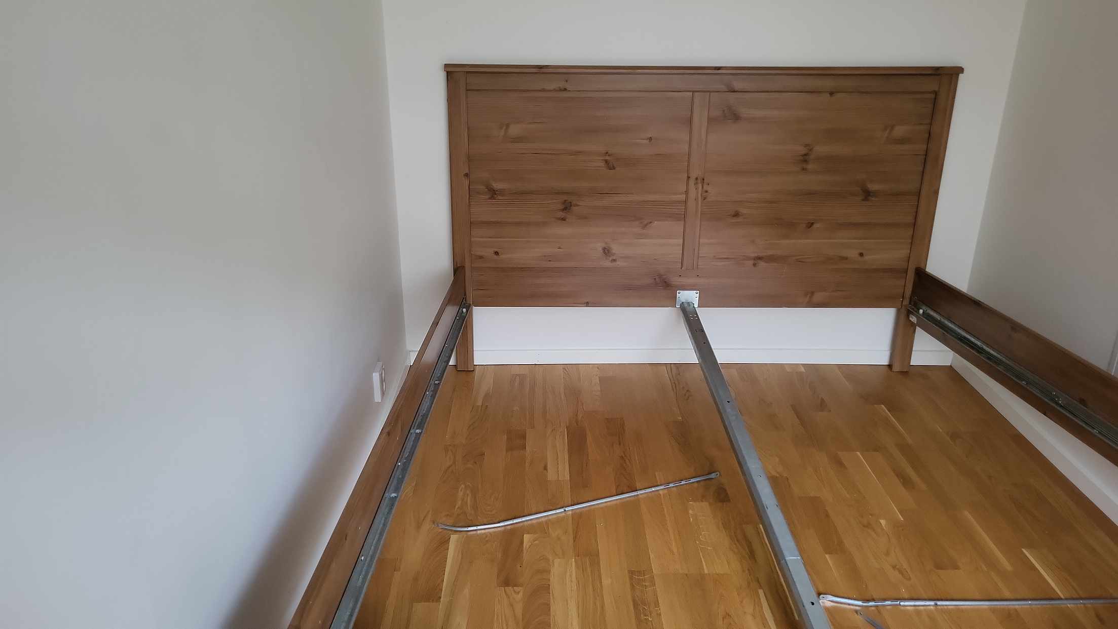 image of Wooden Bed - Örebro