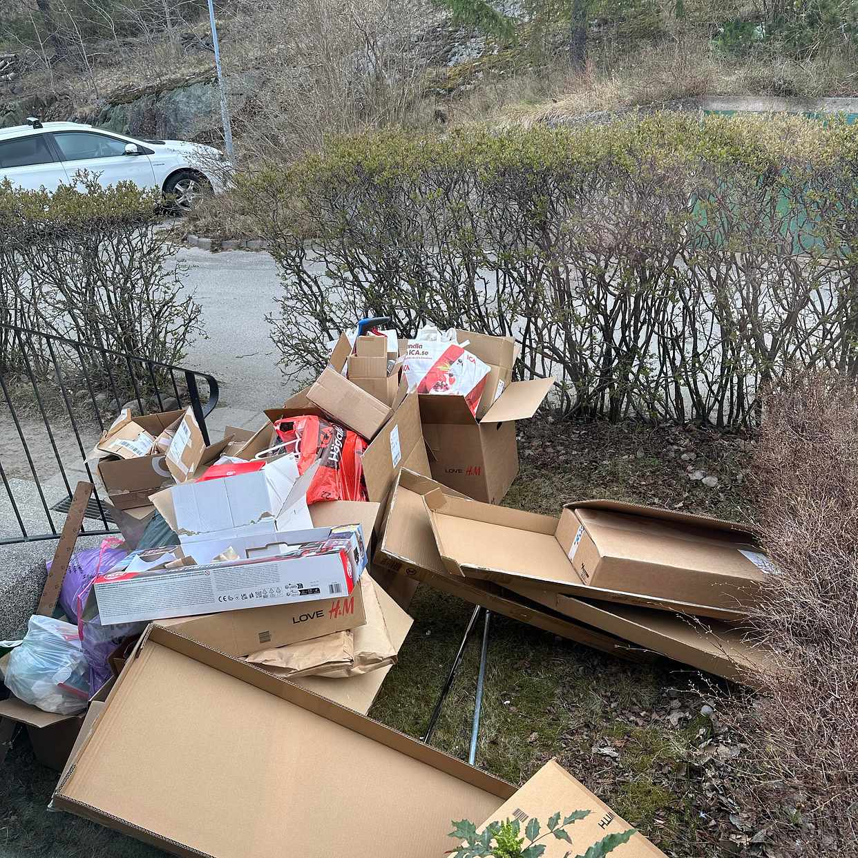 image of Kartonger plast mm - Huddinge Sankt Mikaels