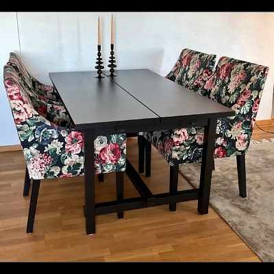 image of Att flytta 4 st. stolar - 
